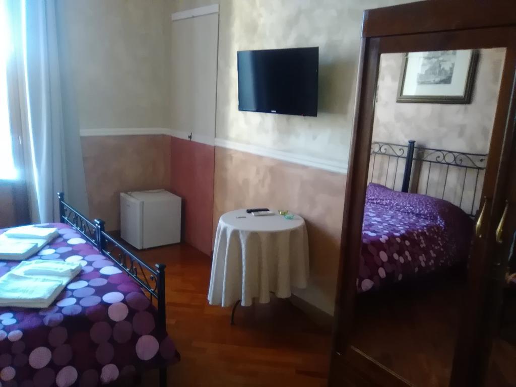 B&B Giovine Italia Roma Exterior foto